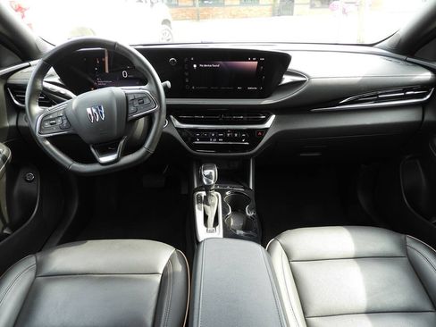 Used 2024 Buick Envista Avenir FWD image 19