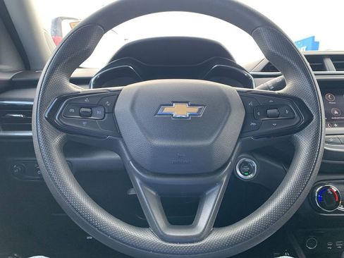 Used 2023 Chevrolet TrailBlazer LT image 11