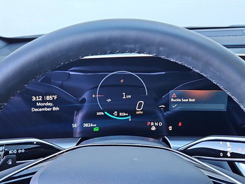 New 2025 Cadillac Lyriq Sport image 15