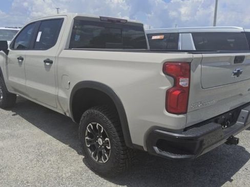 Used 2026 Chevrolet Silverado 1500 ZR2 AWD/4WD image 4
