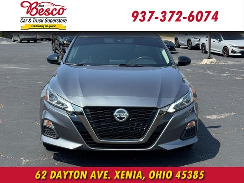 Used 2021 Nissan Altima 2.5 SR w/ SR Premium Package AWD/4WD image 2