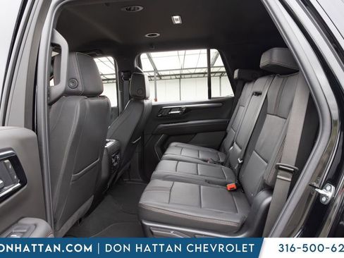 Used 2025 Chevrolet Tahoe RST AWD/4WD image 15