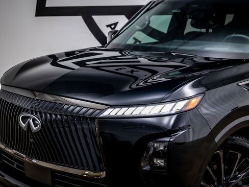 Used 2025 INFINITI QX80 Autograph w/ Autograph Exterior Package AWD/4WD image 21