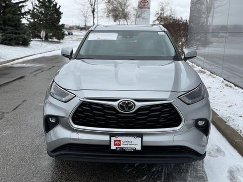 Certified 2022 Toyota Highlander XLE image 40