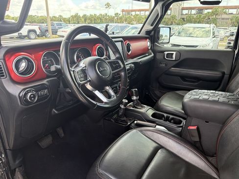 Used 2020 Jeep Gladiator Rubicon AWD/4WD image 17