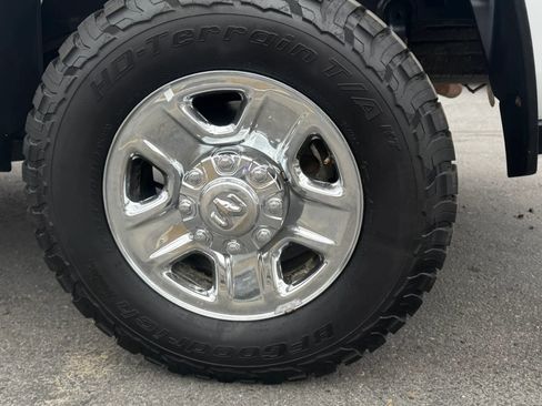 Used 2022 RAM 2500 Tradesman AWD/4WD image 10