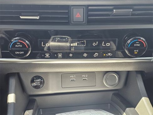 New 2025 Nissan Rogue SV image 15