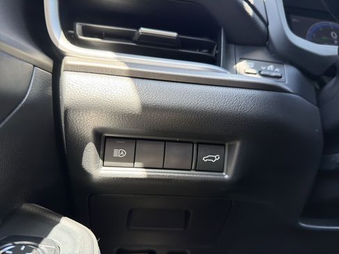 Certified 2025 Toyota Grand Highlander FWD image 4