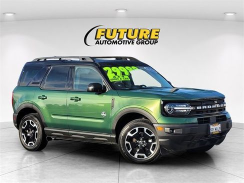 Used 2024 Ford Bronco Sport Outer Banks w/ Tech Package image 1