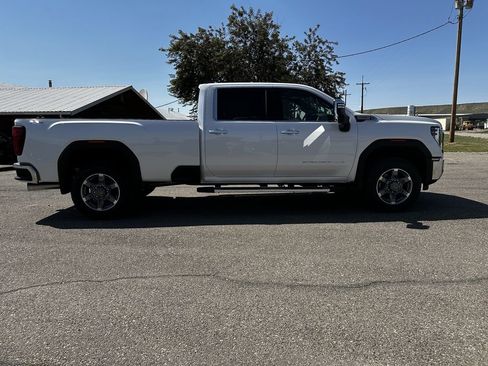 New 2025 GMC Sierra 2500 SLT w/ SLT Premium Package image 20