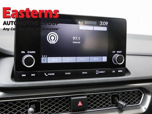 Used 2023 Acura Integra A-Spec image 18