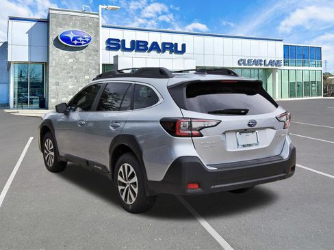 Used 2025 Subaru Outback Premium w/ Popular Package #1A AWD/4WD image 4