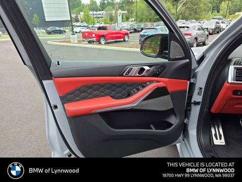 New 2025 BMW X5 M Competition w/ Executive Package image 20