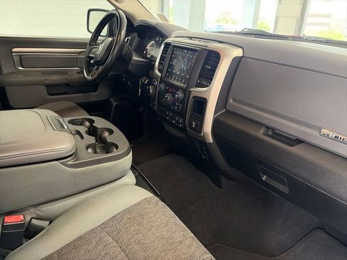 Used 2019 RAM 1500 Big Horn w/ Rambox Value Package AWD/4WD image 17