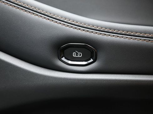 New 2026 Jeep Cherokee Limited AWD/4WD image 23