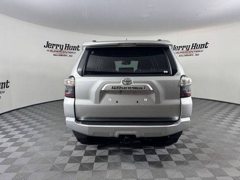 Used 2024 Toyota 4Runner SR5 Premium image 9