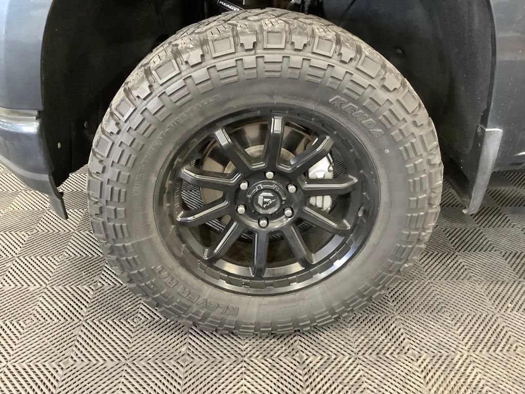 Used 2021 Chevrolet Silverado 1500 RST AWD/4WD image 3