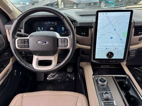 Certified 2022 Ford Expedition Max Limited image 4