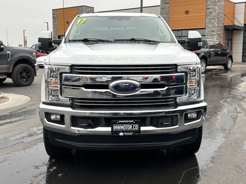 Used 2017 Ford F250 Lariat w/ Lariat Value Package image 2