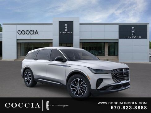 New 2026 Lincoln Nautilus Premier AWD/4WD image 7