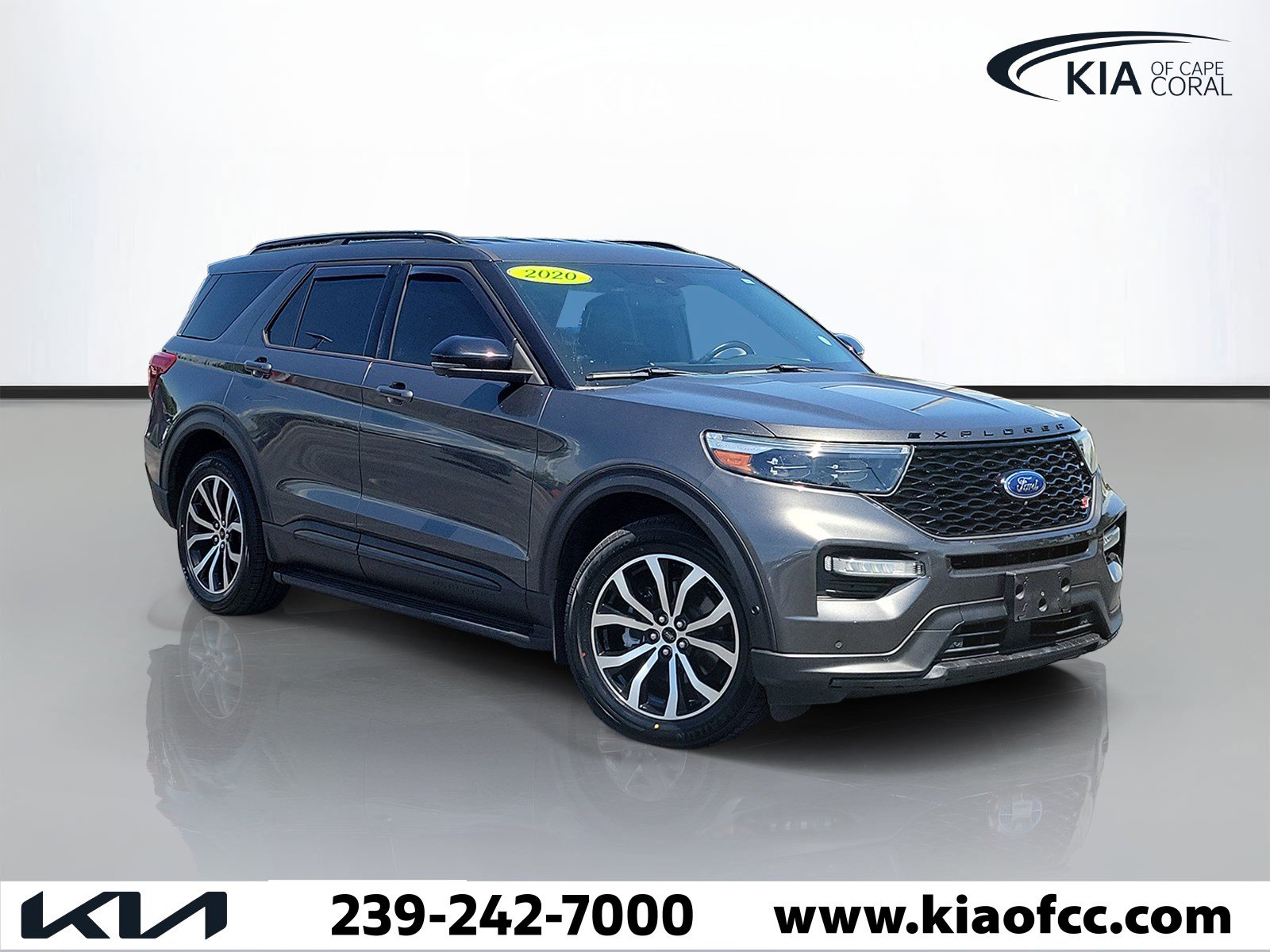 Used 2020 Ford Explorer ST AWD/4WD image 1