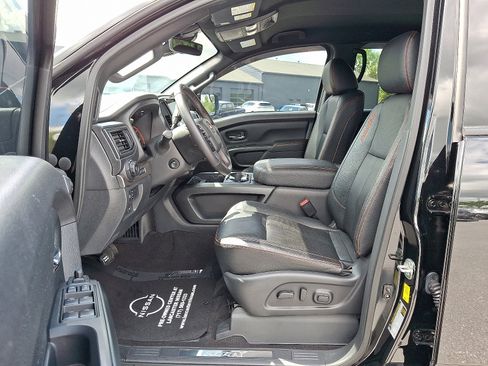 Certified 2023 Nissan Titan PRO-4X w/ Pro-4x Convenience Package AWD/4WD image 16