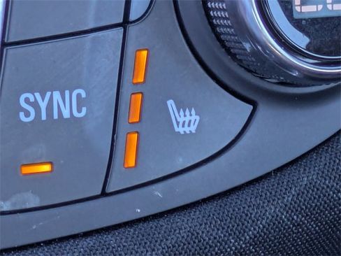 Used 2025 Chevrolet Malibu LT image 23