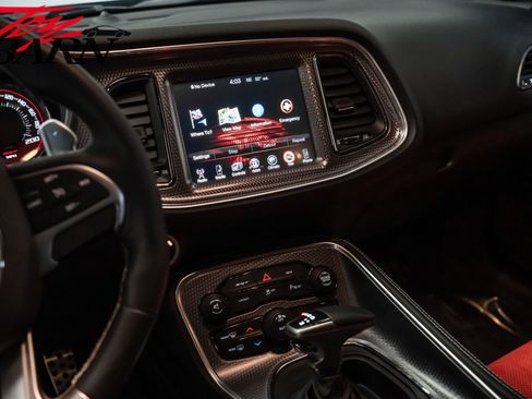 Used 2016 Dodge Challenger SRT Hellcat image 34