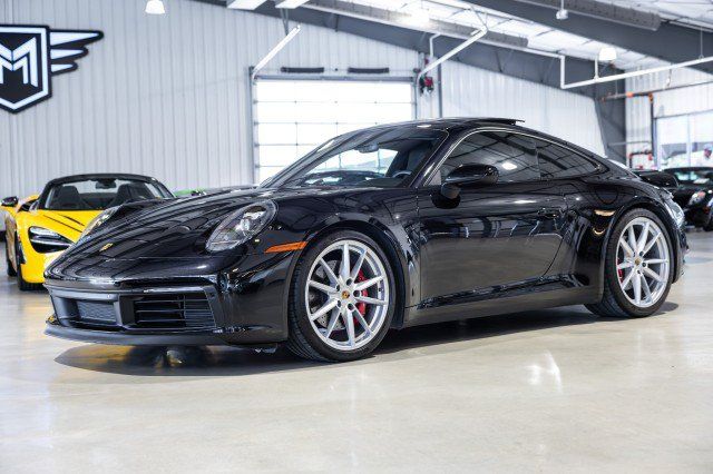 Used 2020 Porsche 911 Carrera 4S AWD/4WD image 2