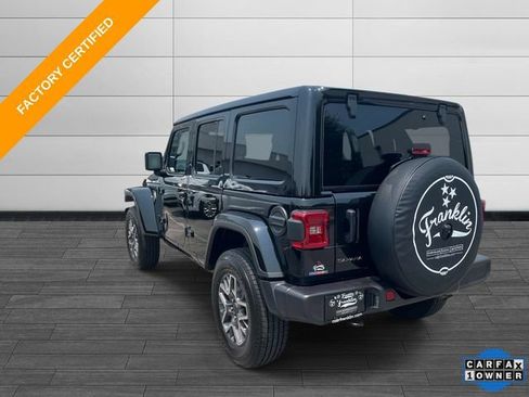 Used 2026 Jeep Wrangler Unlimited Sahara AWD/4WD image 6