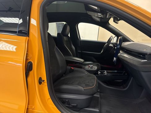 Used 2021 Ford Mustang Mach-E GT image 31