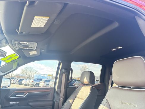Used 2022 GMC Sierra 1500 Denali w/ Technology Package image 30