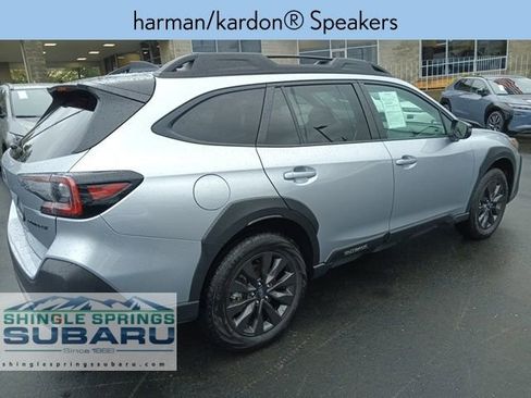 Certified 2025 Subaru Outback Onyx Edition AWD/4WD image 3