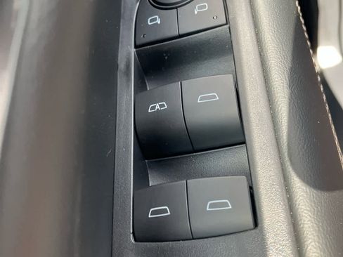 New 2026 GMC Terrain Elevation FWD image 12
