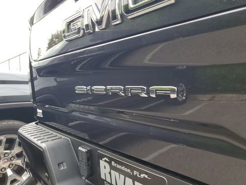 Used 2025 GMC Sierra 2500 AT4 w/ AT4 Premium Plus Package AWD/4WD image 7