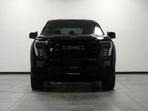 Used 2026 GMC Sierra EV Elevation w/ Premium Package AWD/4WD image 9