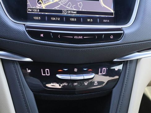 Certified 2018 Cadillac XT5 Luxury image 16