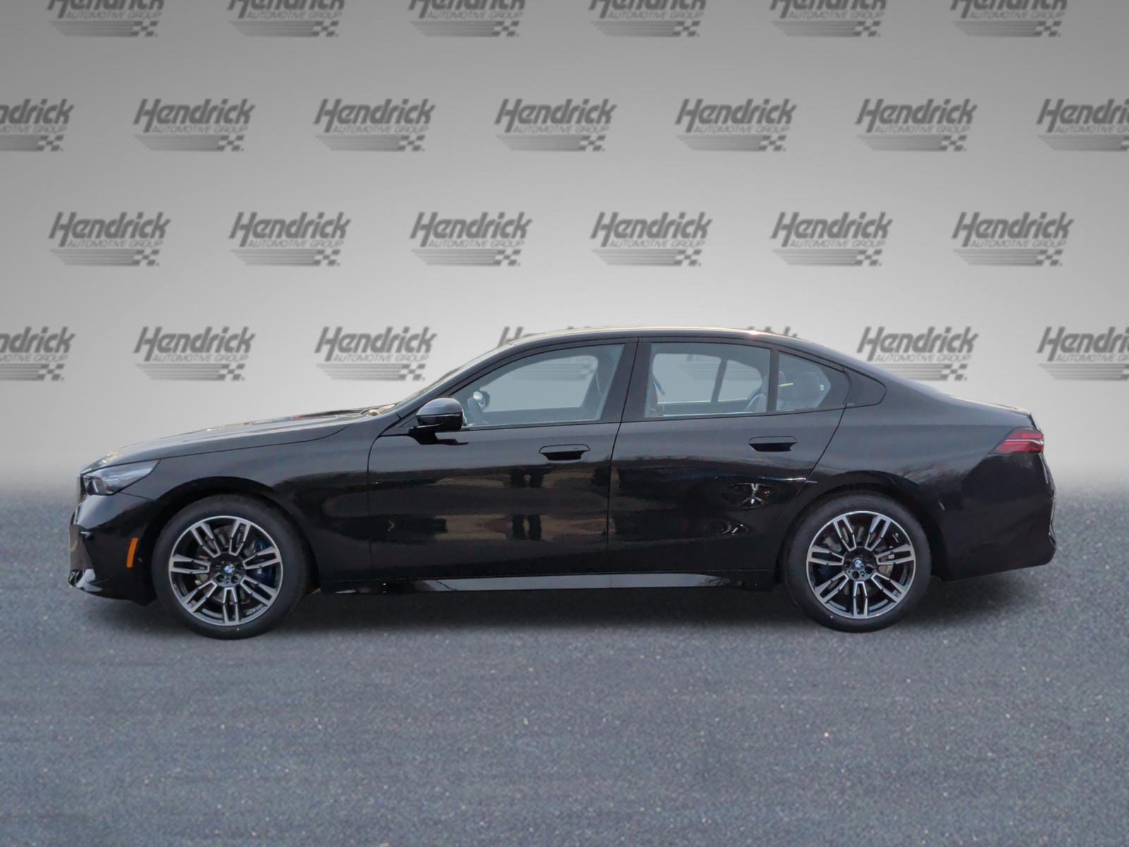 Used 2026 BMW 530i xDrive w/ M Sport Package AWD/4WD image 10