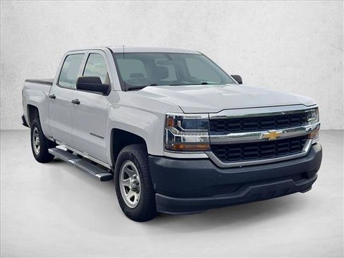 Used 2018 Chevrolet Silverado 1500 W/T RWD image 3
