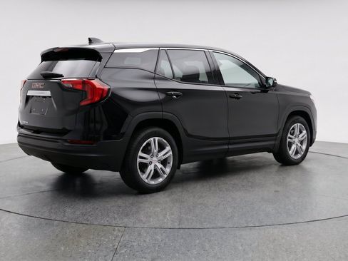 Used 2024 GMC Terrain SLE FWD image 9