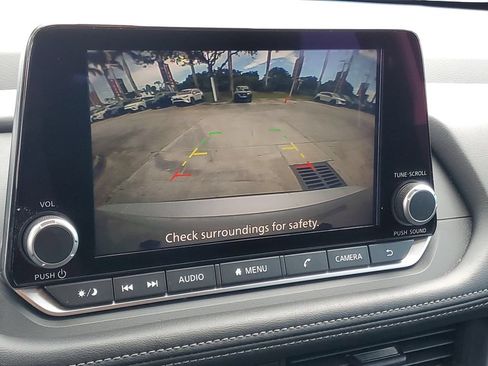 Certified 2024 Nissan Rogue S FWD image 23