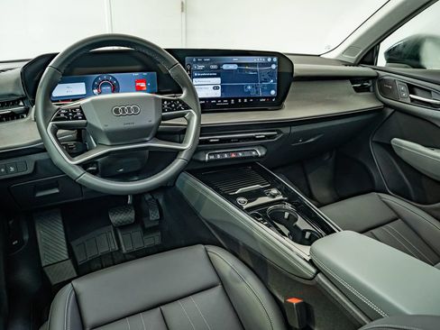 New 2026 Audi Q3 quattro 2.0T AWD/4WD image 30