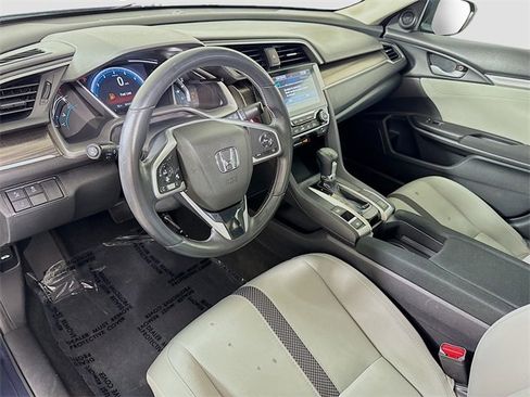 Used 2020 Honda Civic EX image 19