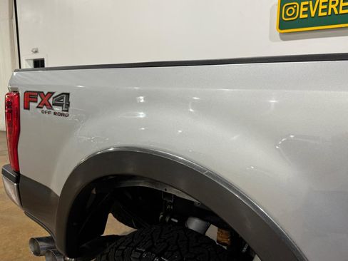 Used 2017 Ford F250 Lariat w/ Chrome Package image 68