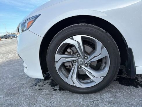 Used 2018 Honda Accord EX-L image 9