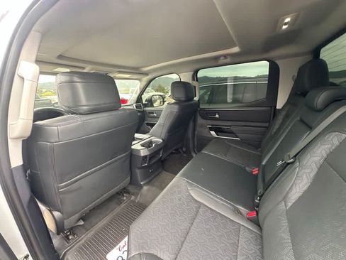Used 2024 Toyota Tundra Limited AWD/4WD image 11