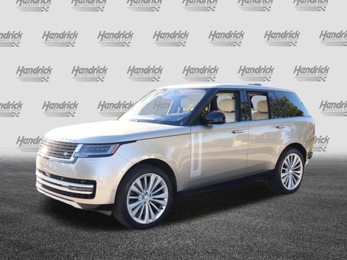 Used 2023 Land Rover Range Rover First Edition image 5