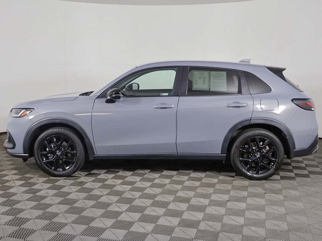 Used 2024 Honda HR-V Sport image 16