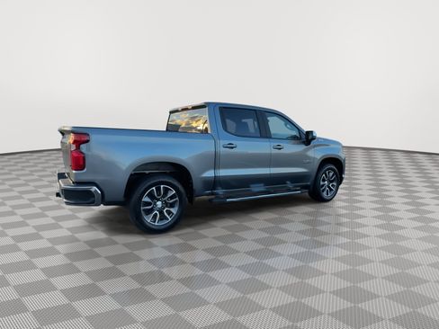 Used 2022 Chevrolet Silverado 1500 LT w/ Z71 Off-Road Package image 9