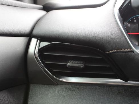 Used 2021 Chevrolet Traverse RS AWD/4WD image 9